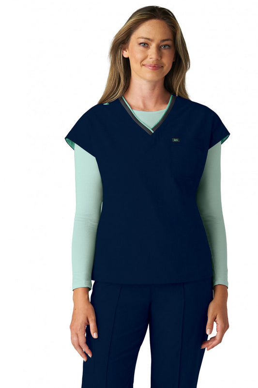 Basics 1145 McKenna Top Navy