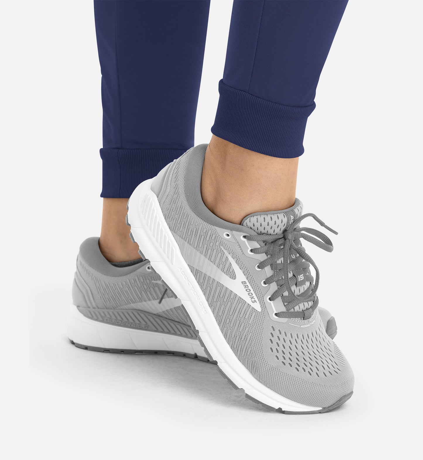 Focus 60302 Women���s Mid Rise Elastic Jogger Navy