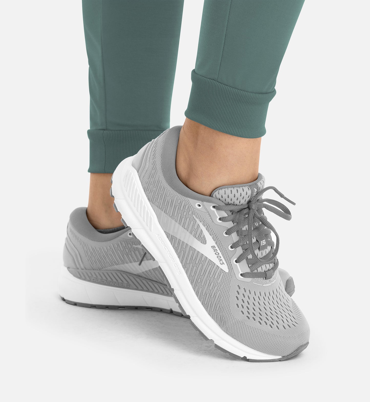 Focus 60302 Women���s Mid Rise Elastic Jogger Sage