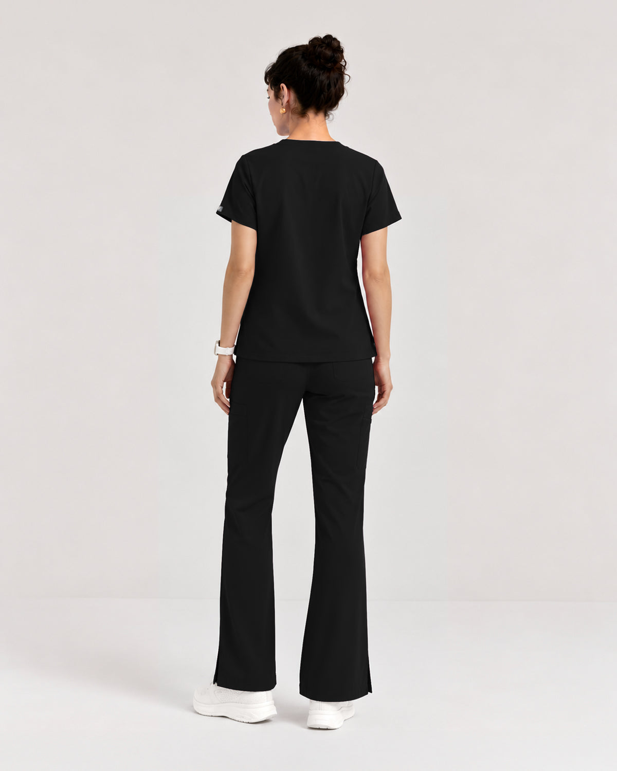 Foundry Women's 1005 Quinn 2 Pocket V-Neck Top Black