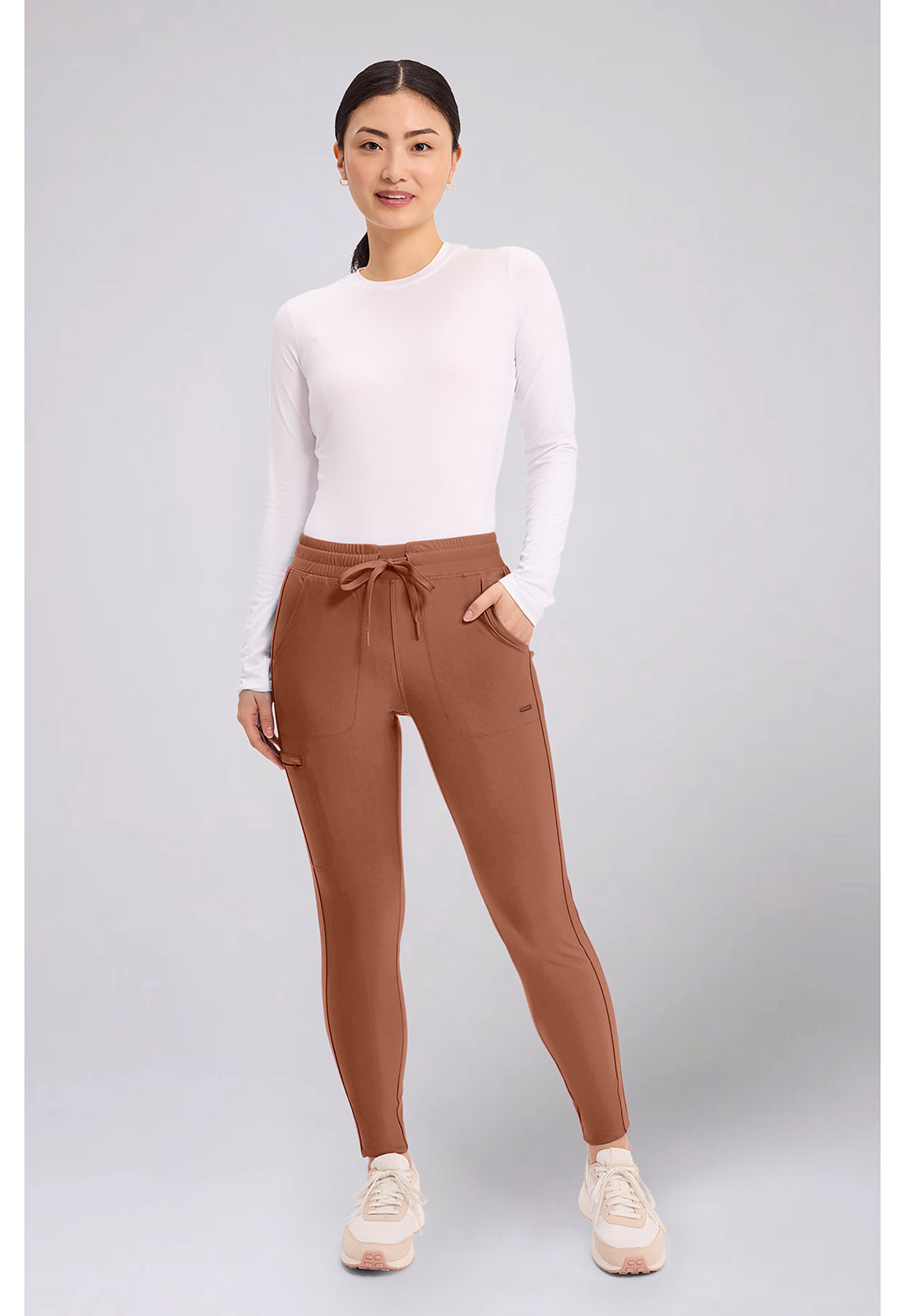 Form CK095 Women's Mid Rise Tapered Leg Drawstring Scrub Pants image 2