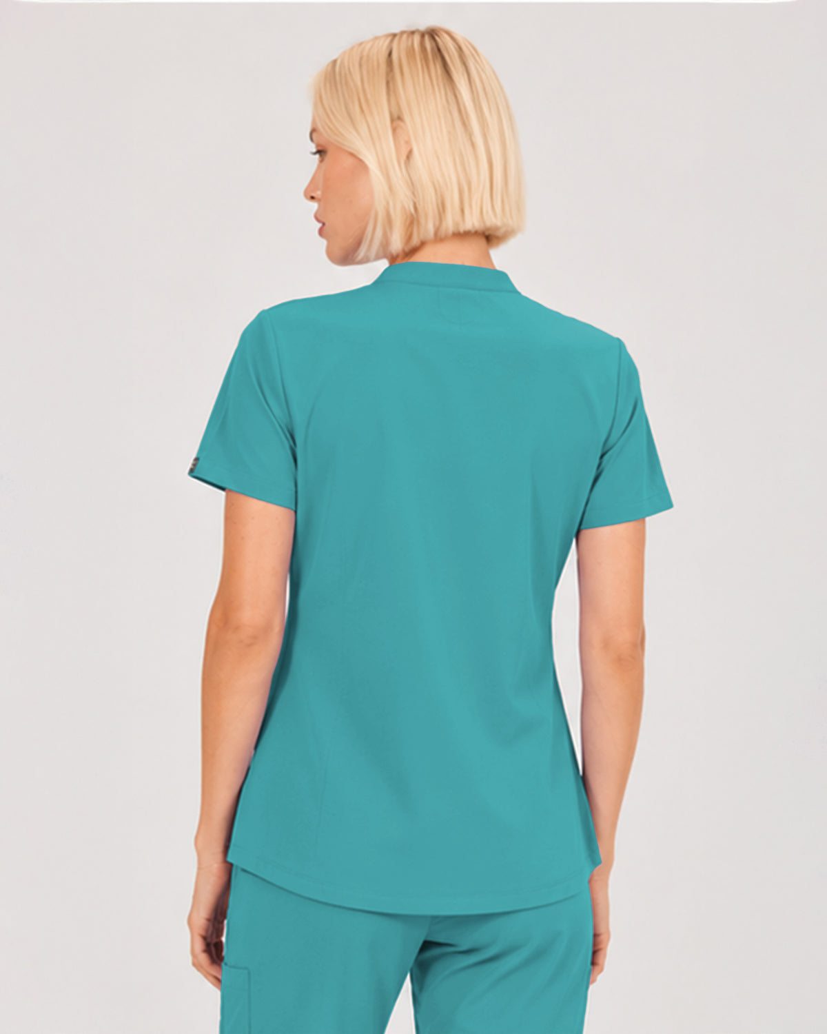 Foundry Women's 1055 Arden 2 Pocket Mandarin Top Teal