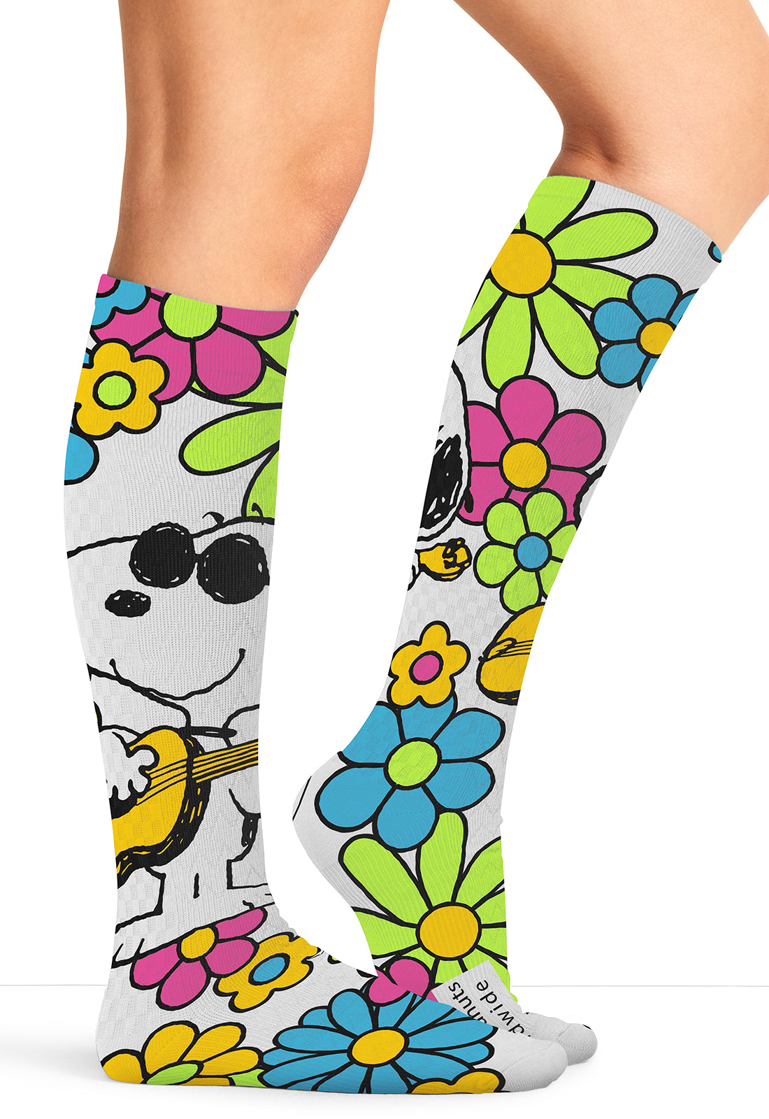 Tooniforms Legwear TPRINTSUPPOR Women's 10-15mmHg Compression Socks Snoopy Grooves