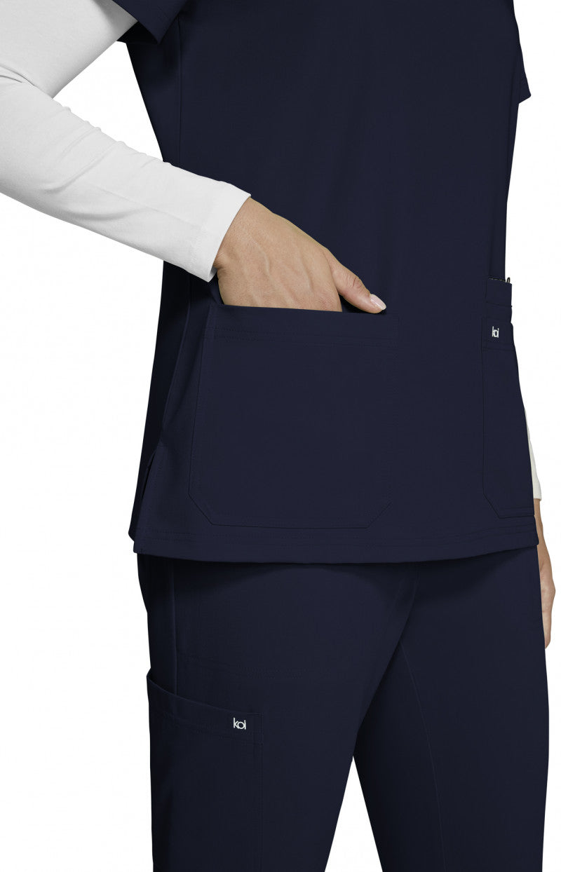 Next Gen 1019 Hustle and Heart Top Navy