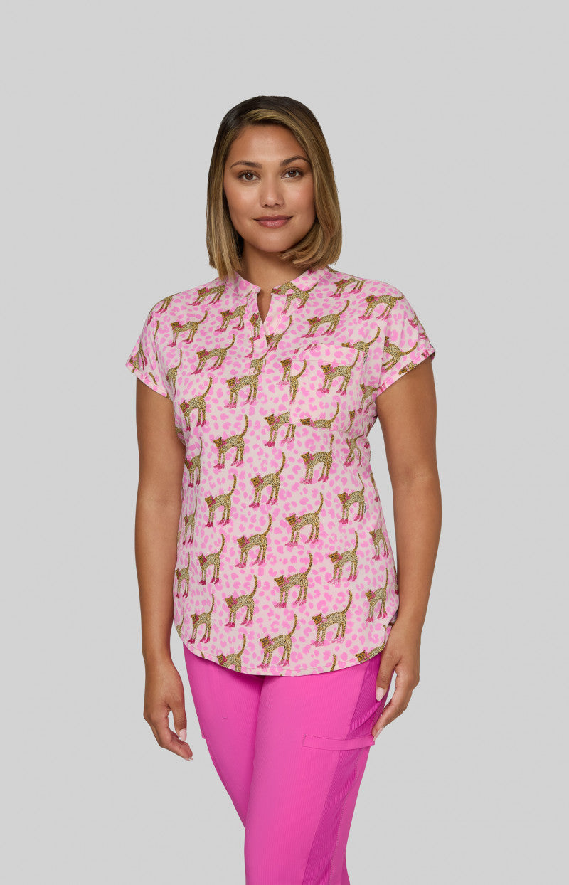 Artist Series 1093PRA Ari Top Cheetah In Heels