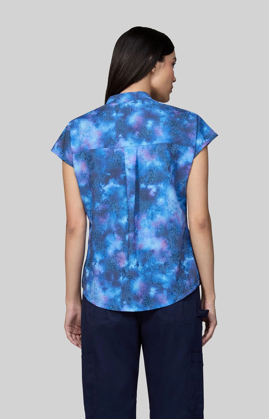 Classics Ari Women's 1-Pocket Print Scrub Top Reunion Embroidery