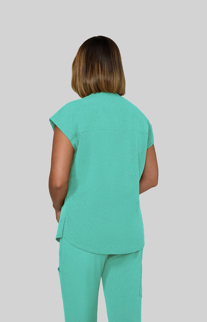 Solis x koi Catrin Women's 2-Pocket Zipper-Neck Scrub Top Sea Green