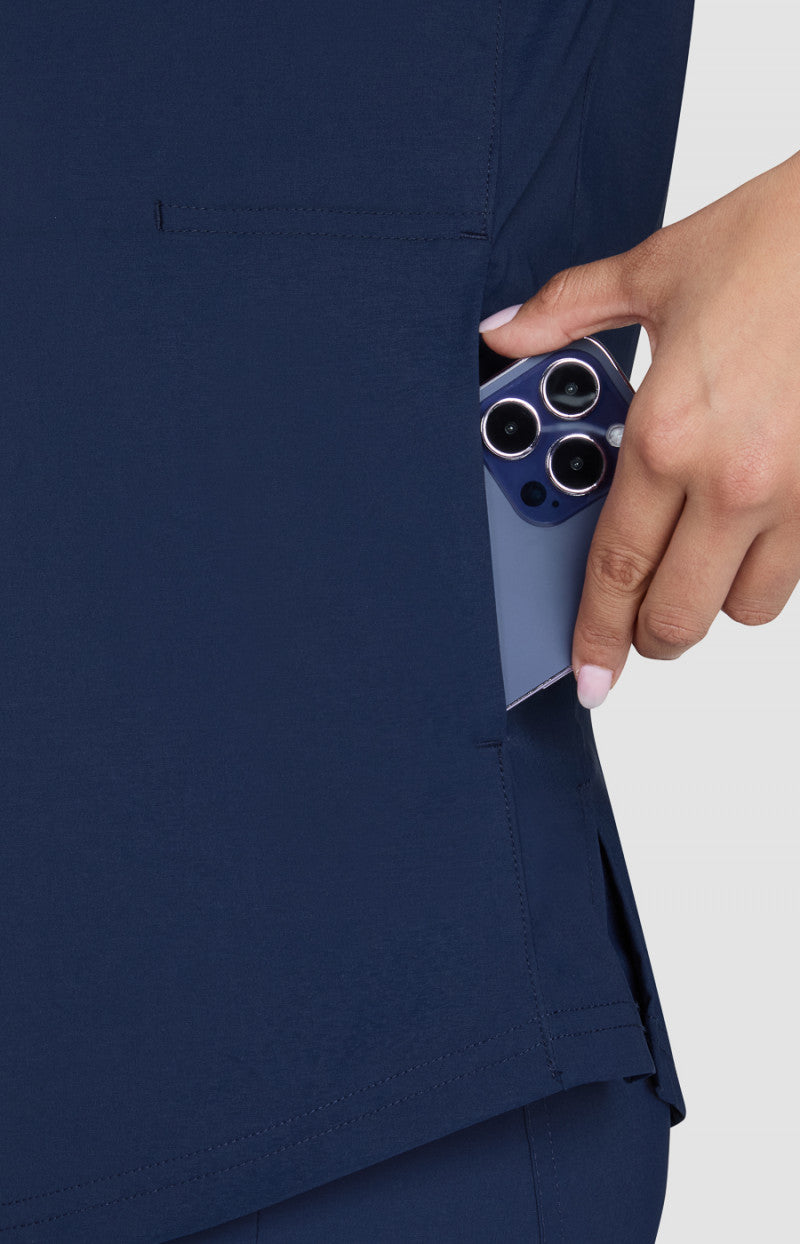 Basics 1137 Kenley Top Navy