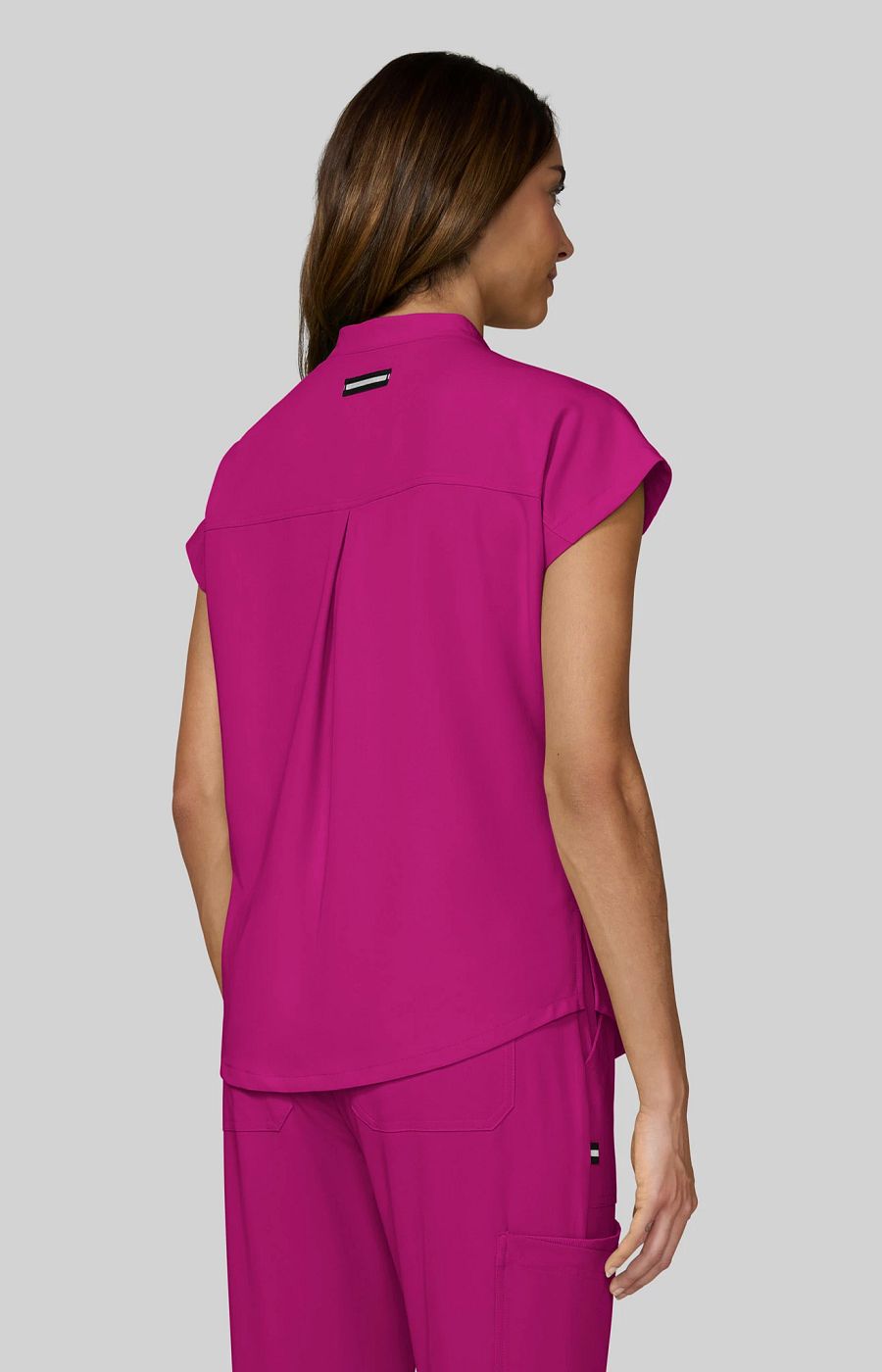 Next Gen Superhuman Women’s 2-Pocket Scrub Top Azalea Pink