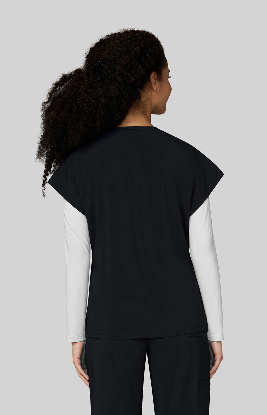 Basics McKenna Women's 1-Pocket Scrub Top Black