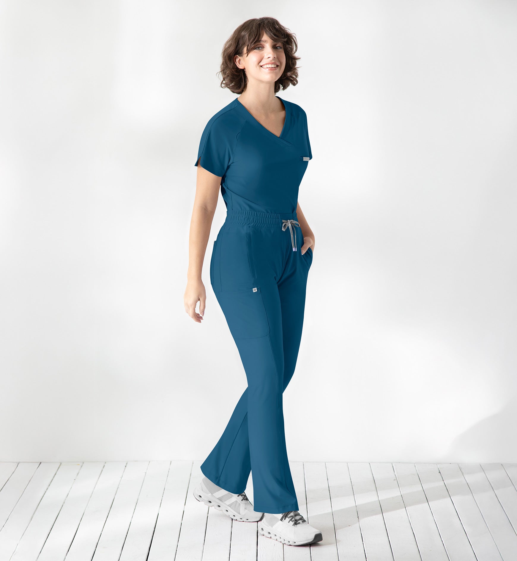 Embrace 2502 Luna Tuckable Y-Neck Top Caribbean Blue