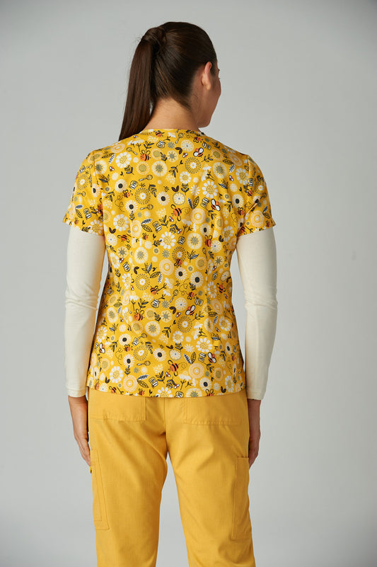 Koi Basics 384PR Leslie Top Honey Bees