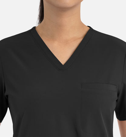 Matrix Impulse 4530 Women’s Tuckable V-Neck Top Black