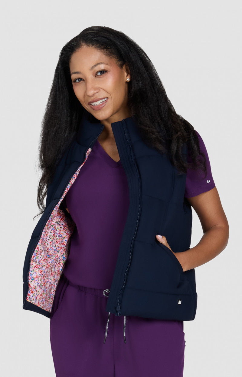 Essentials 475 Nula Vest Navy