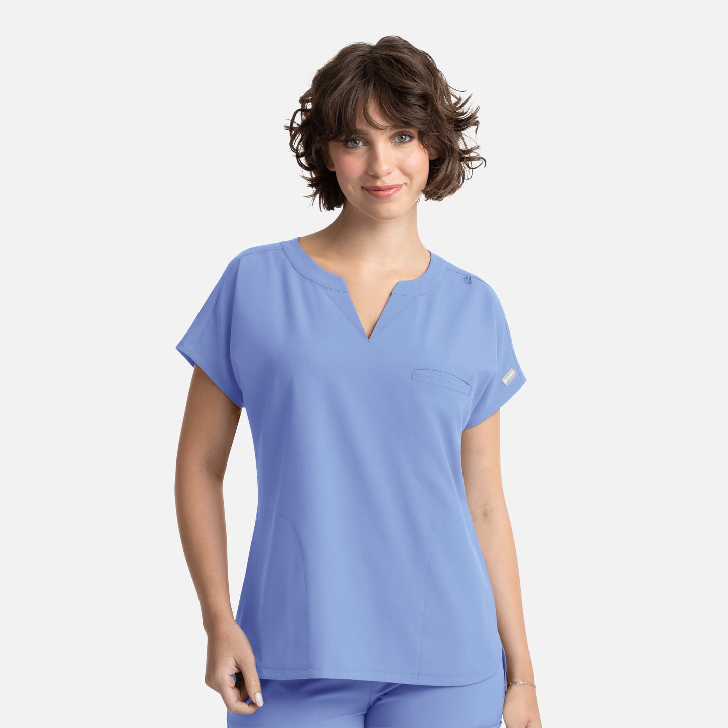 Momentum 5003  Dolman 3 Pocket Scrub Top