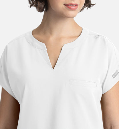 Momentum 5003 Women’s Tuckable Dolman Top White