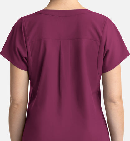 Momentum 5003 Women&#039;s Dolman 3 Pocket Top Wine