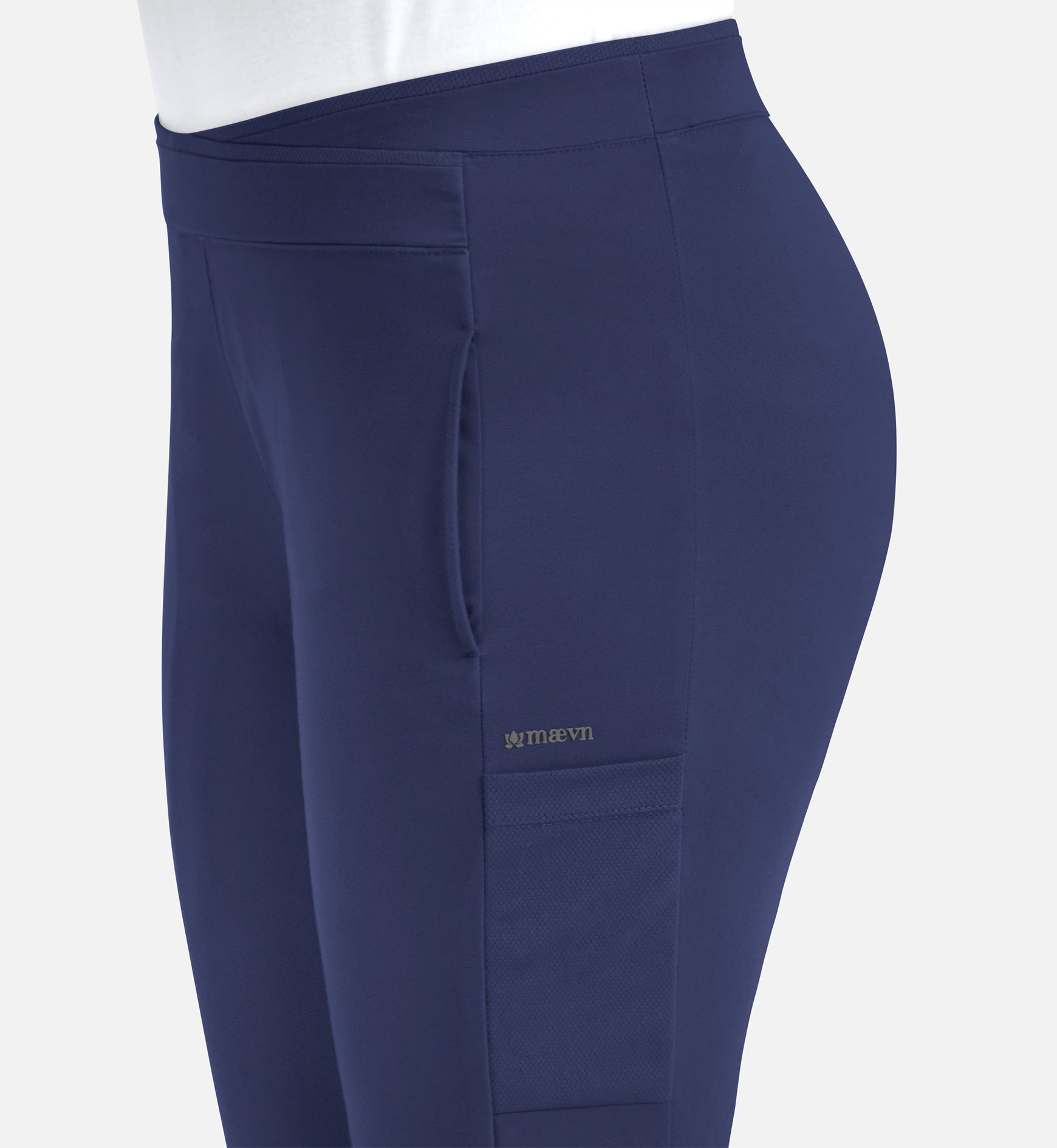 Focus 60301 Women’s Mid Rise Tapered Pant Navy