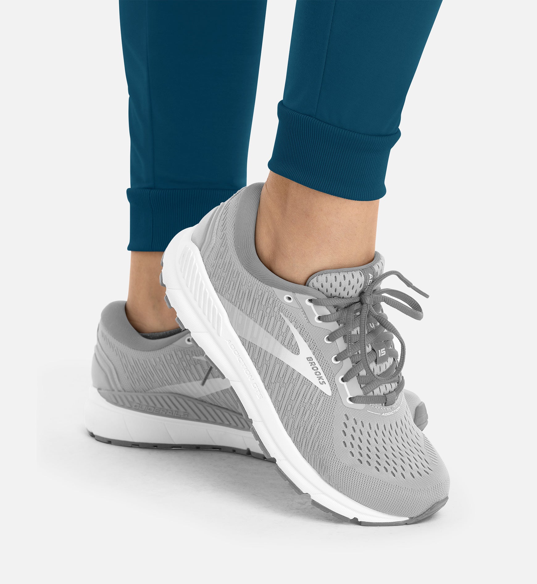 Focus 60302 Women���s Mid Rise Elastic Jogger Caribbean Blue