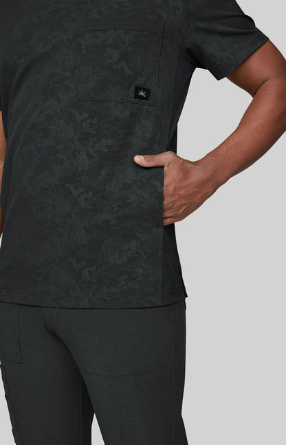 Solis x koi Caldwell Men's 4-Pocket Camo Scrub Top Camo Black