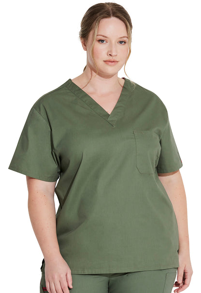 EDS Signature 83706 Unisex Tuckable V-Neck Top Olive Model Image Front | Dickies