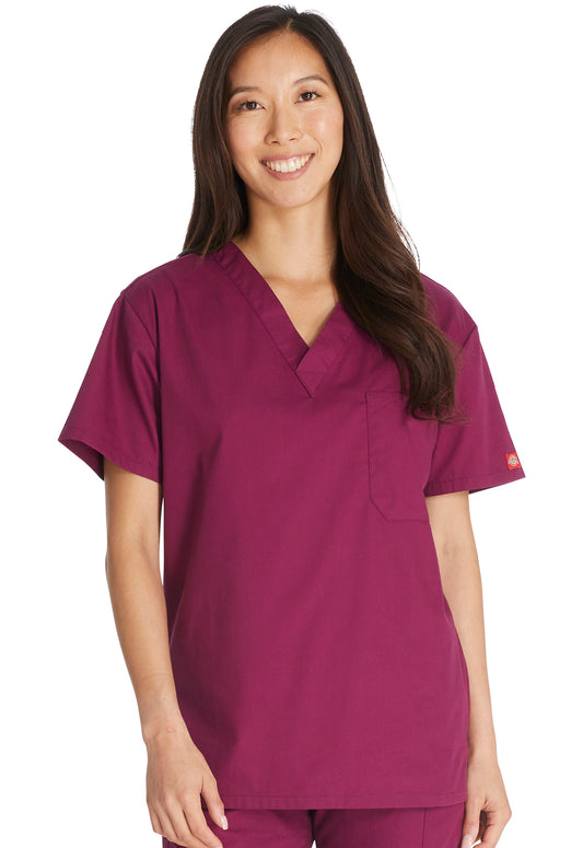 EDS Signature 83706 Unisex Tuckable V-Neck Top Wine Model Image Front | Dickies