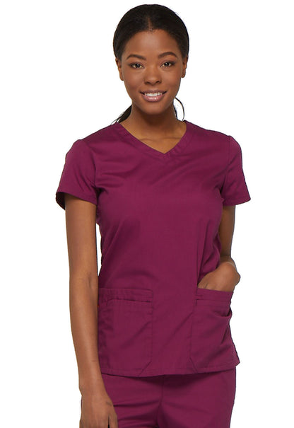 EDS Signature 85906 V-Neck Top Wine Model Image Front | Dickies