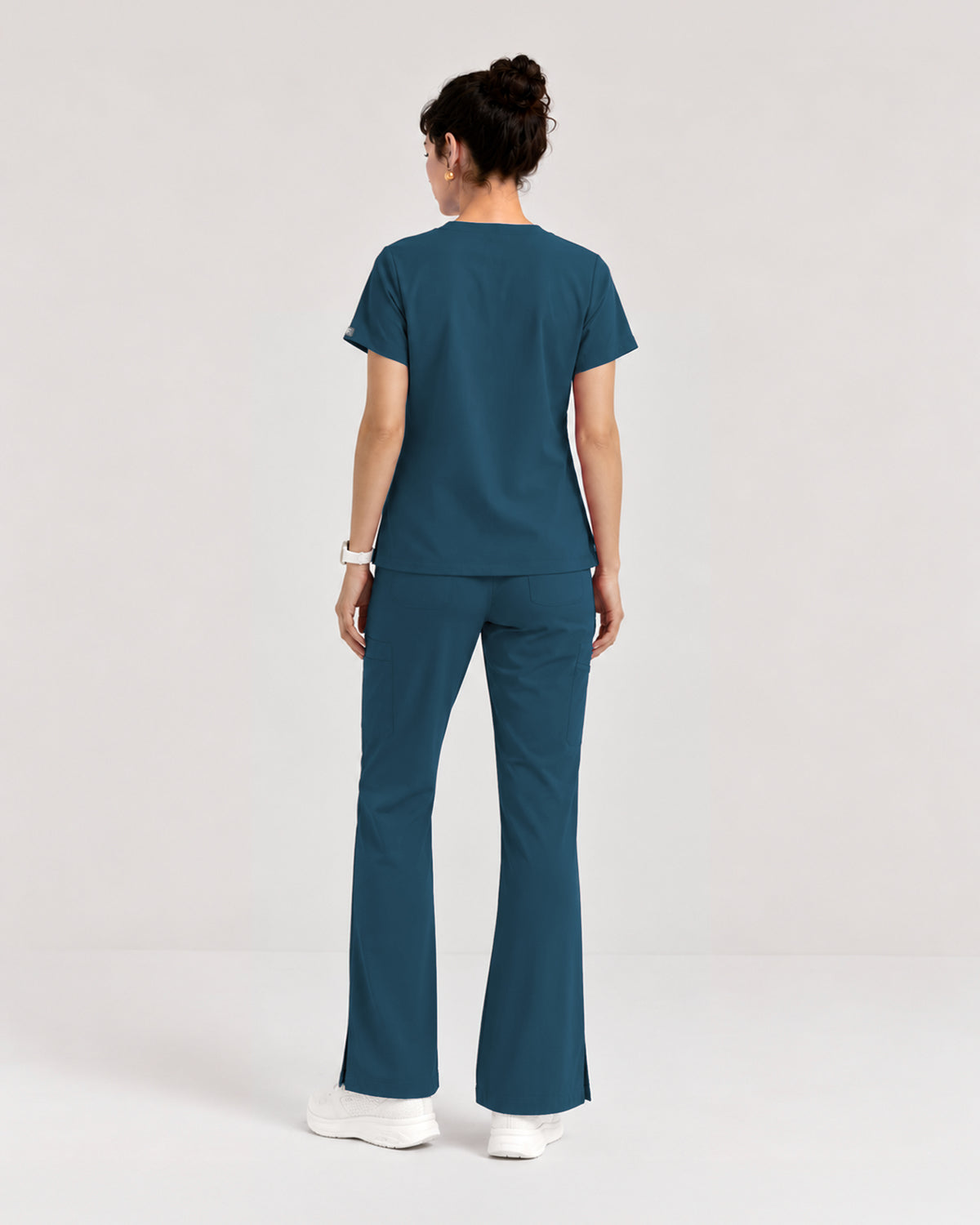 Foundry Women's 1005 Quinn 2 Pocket V-Neck Top Caribbean
