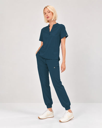 Foundry Women's 1055 Arden 2 Pocket Mandarin Top Caribbean
