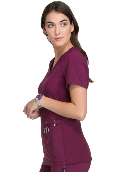 iFlex CK605 V-Neck Top Wine Model Image Right Side | Cherokee