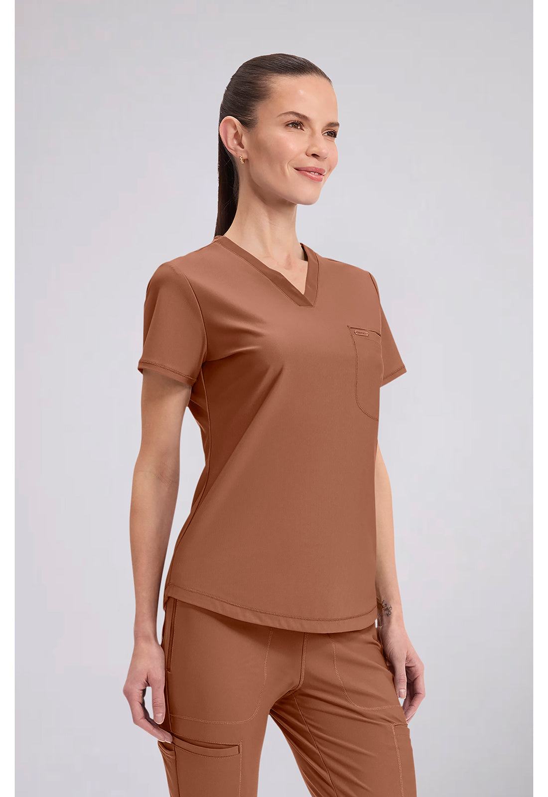 Form CK819 Women's Tuckable V-Neck Scrub Top Caffã¨ Mocha