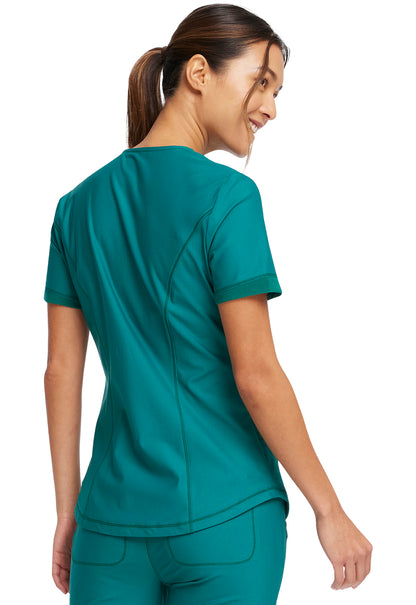 Form CK840 V-Neck Top Hunter Green Model Image Back | Cherokee