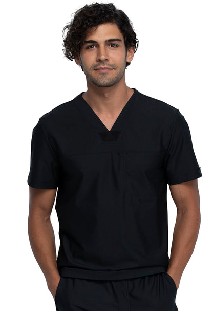 Form CK885 Men's Tuckable V-Neck Top Black Model Image Front | Cherokee