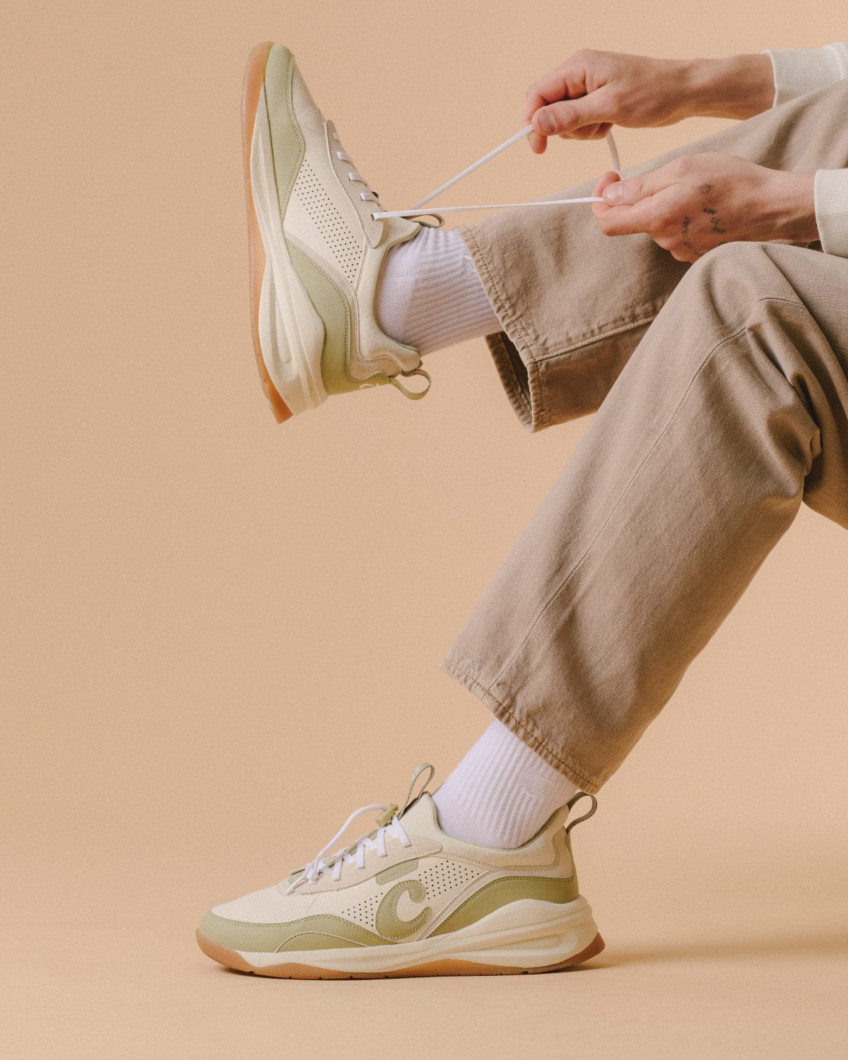 Men's Strada Shoes Antique White / Sage / Gum