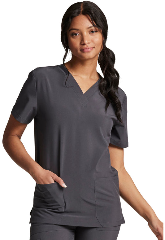 EDS Essentials DK619 Unisex V-Neck Top Pewter Model Image Front | Dickies