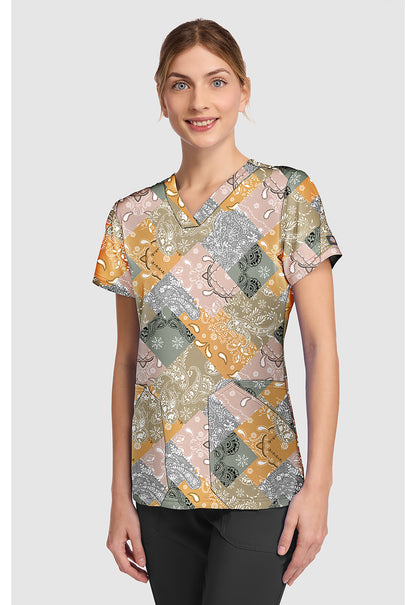 EDS DK667 Women's V-Neck Print Scrub Top Patch Paisley