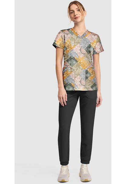 EDS DK667 Women's V-Neck Print Scrub Top Patch Paisley