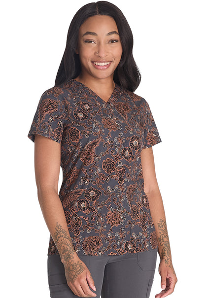 Prints DK667 V-Neck Print Top Western Floral Model Image Left Side | Dickies