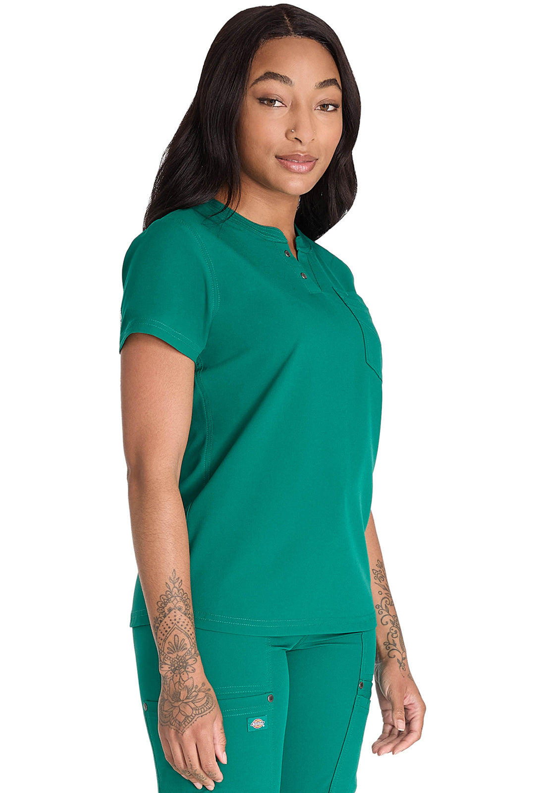 EDS NXT DK681 Round Neck Henley Top Hunter Green Model Image Left Side | Dickies