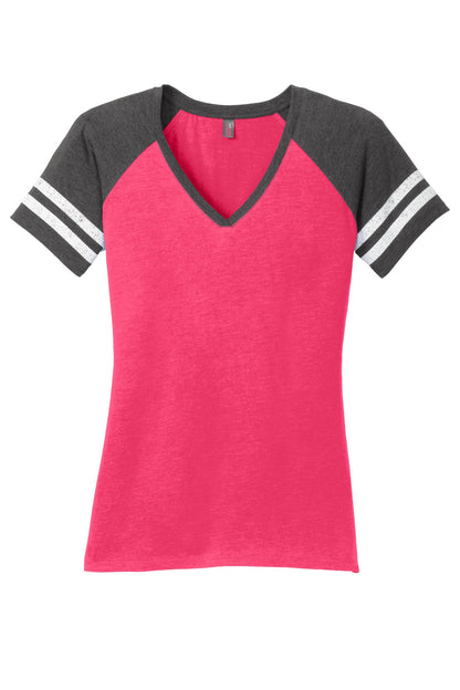 District Women's Game V-Neck Tee DM476 Heathered Watermelon/ Heathered Charcoal