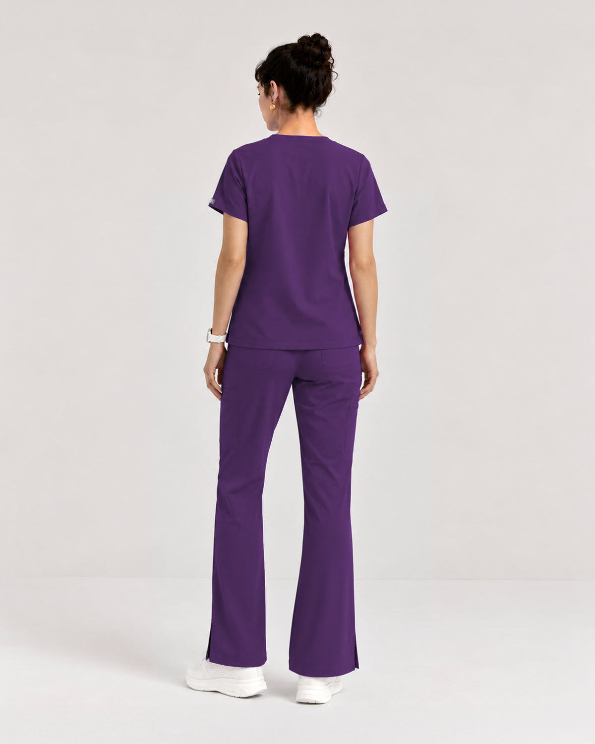Foundry Women's 1005 Quinn 2 Pocket V-Neck Top Eggplant
