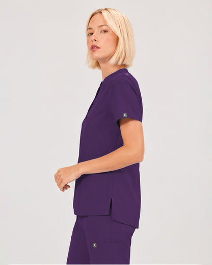 Foundry Women's 1055 Arden 2 Pocket Mandarin Top Eggplant
