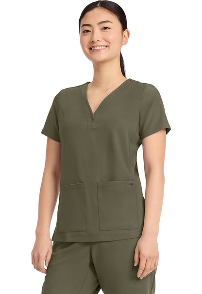 Quest HH751 Women's 3-Pocket Y-Neck Scrub Top Olive
