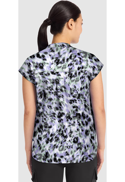 Prints HH912 Women's Journey Scrub Top Blurred Cheetah