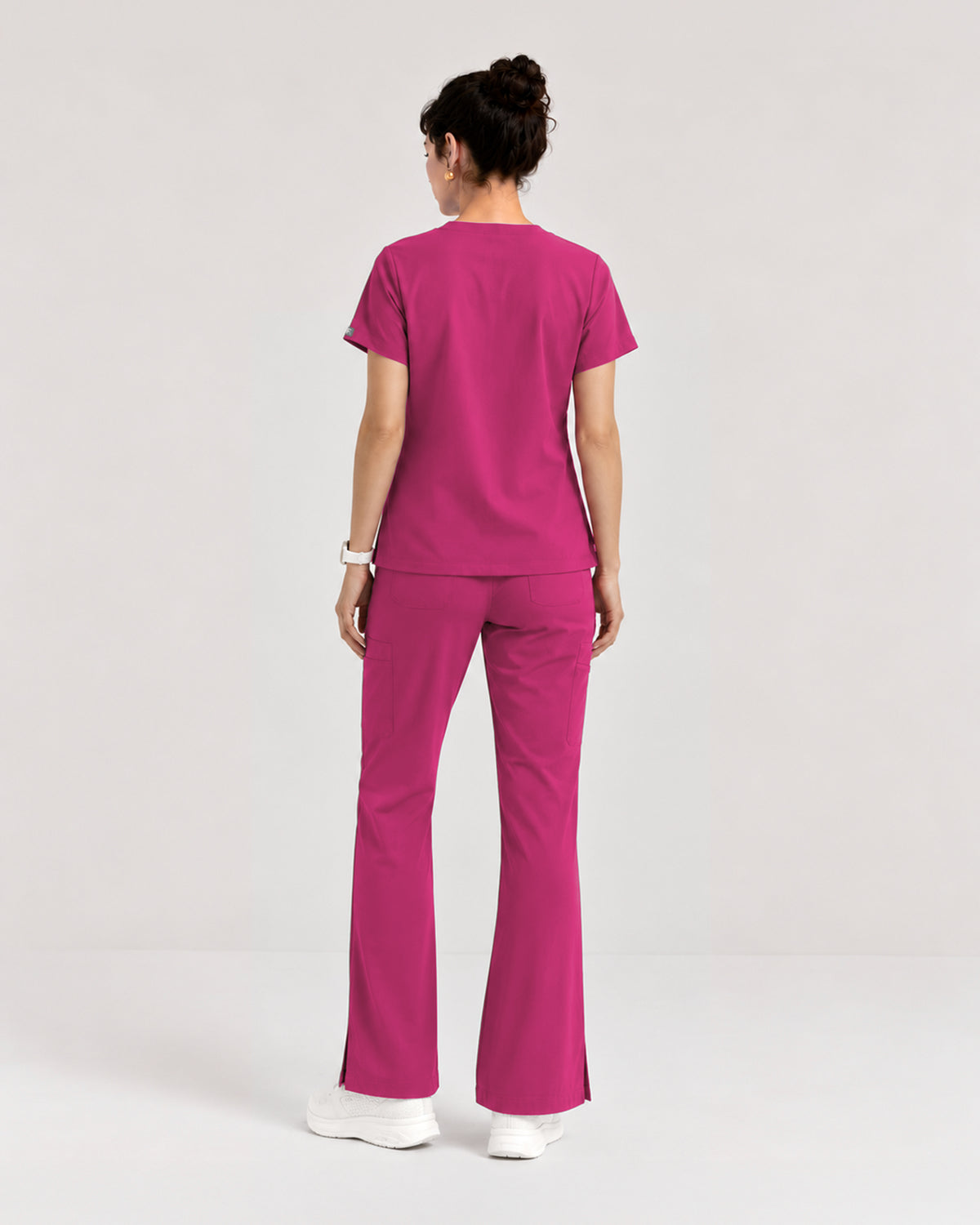 Foundry Women's 1005 Quinn 2 Pocket V-Neck Top Hot Pink