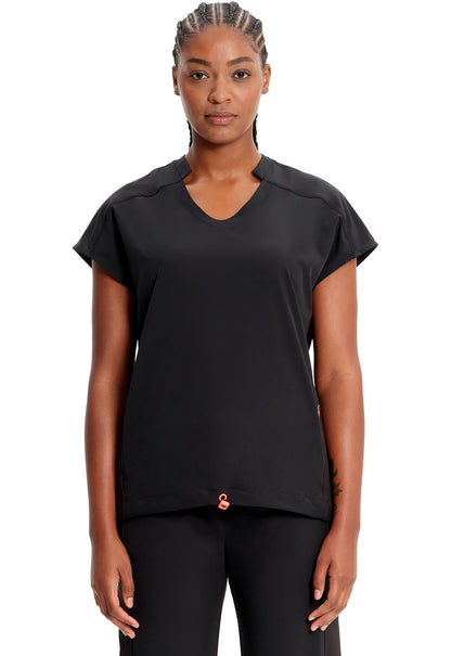 GNR8 IN617A V-Neck Top Black Model Image Front | Infinity