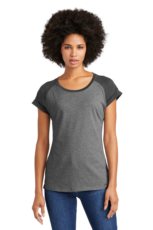 New Era  Women's Heritage Blend Varsity Tee. LNEA107 Black/ Black Twist