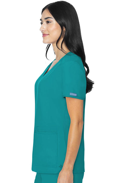 Insight MC2411 3 Pocket Top Teal Model Image Right Side | Med Couture