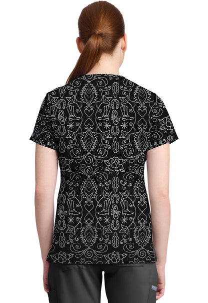 Prints MC632 Print V-Neck Top First Rodeo