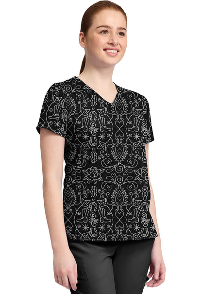 Prints MC632 Print V-Neck Top First Rodeo